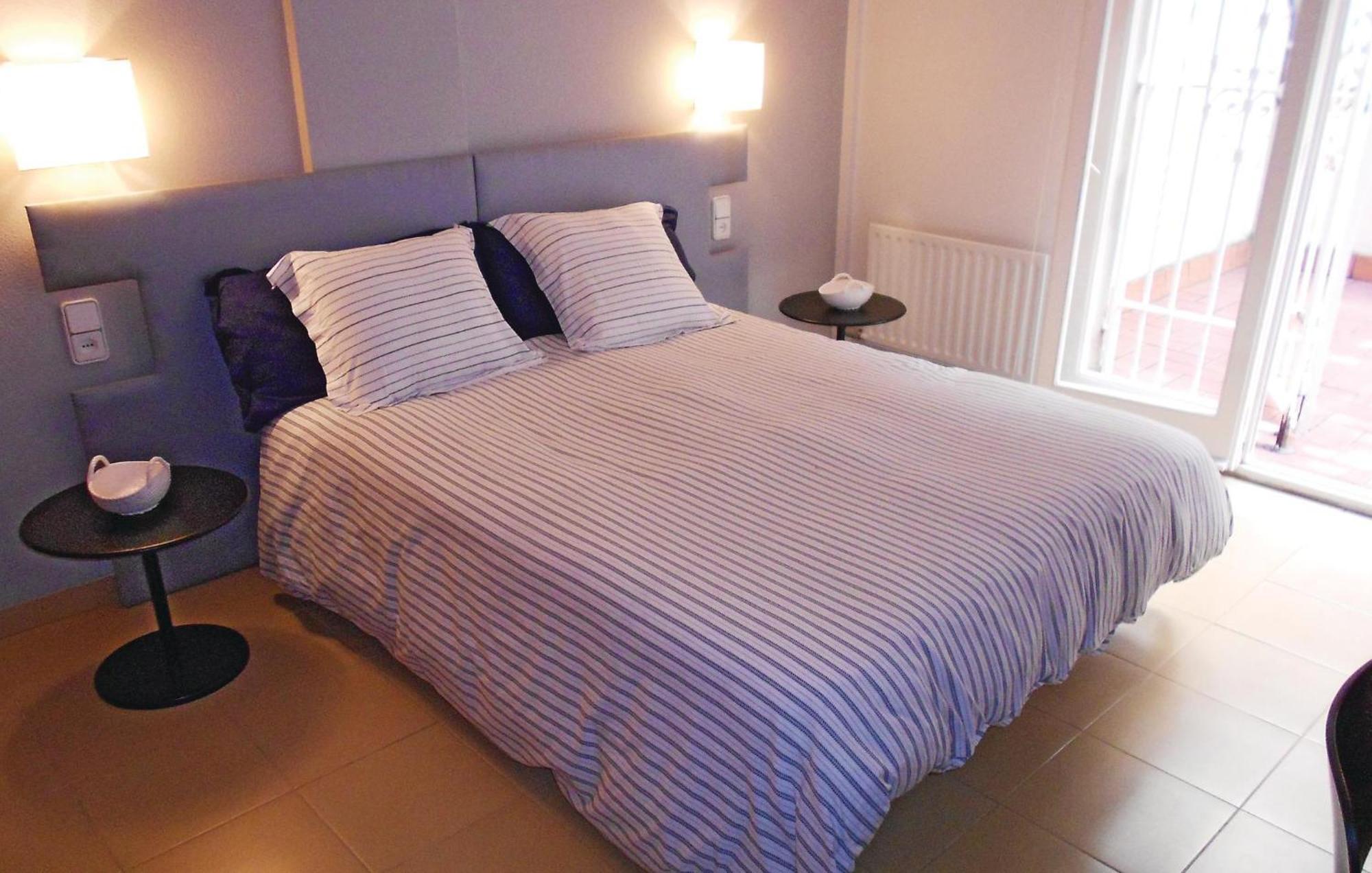 Stunning Apartment In Tossa De Mar With Wifi Bagian luar foto
