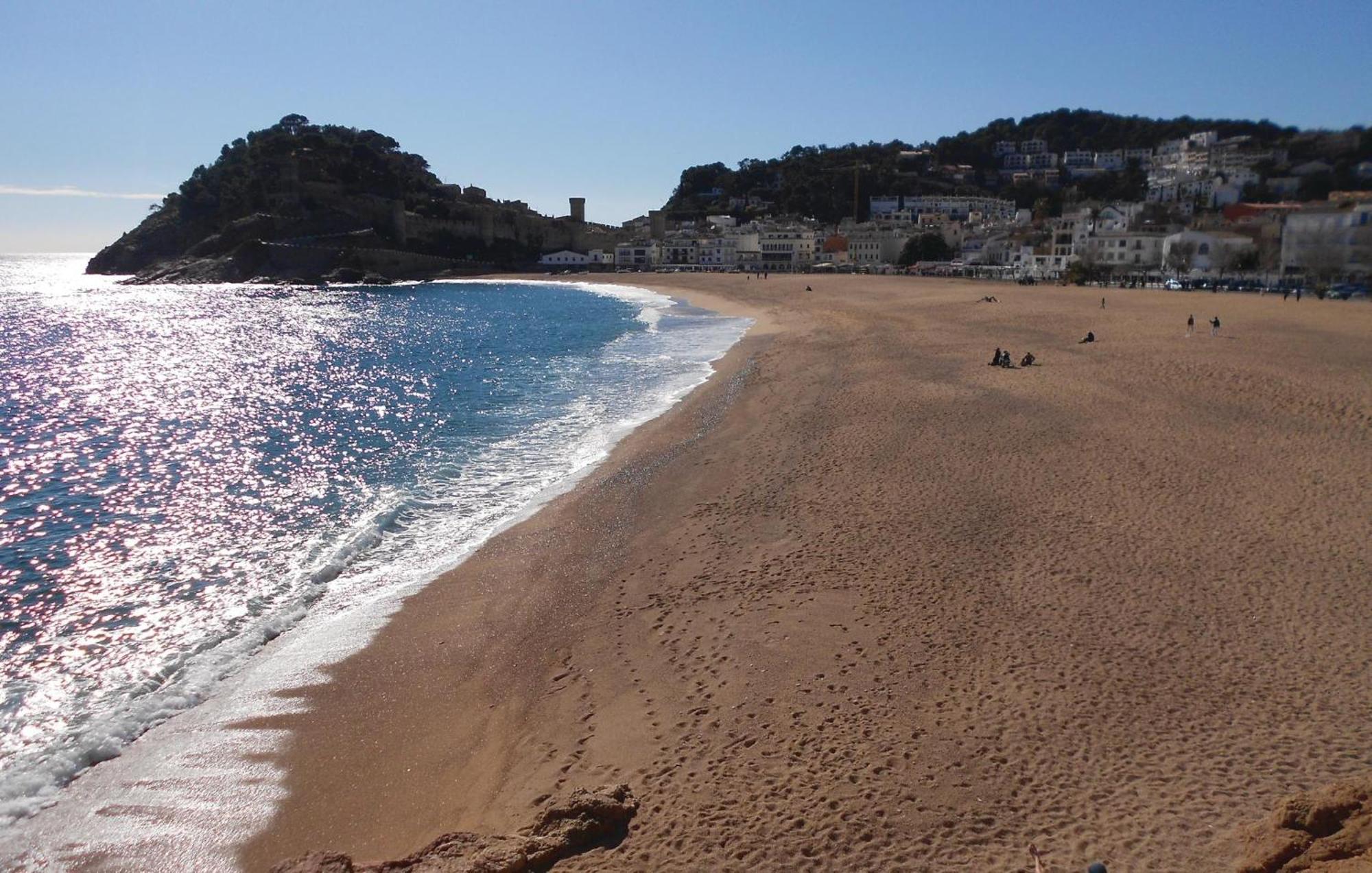 Stunning Apartment In Tossa De Mar With Wifi Bagian luar foto